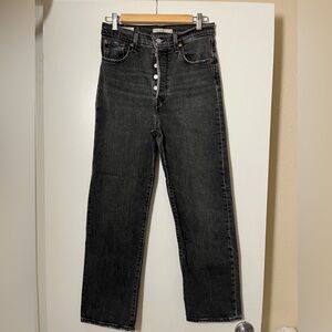 Levi’s ribcage straight leg